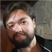 Estudiante de Ingenieria imparte clases de matematica para los niveles primario y secundario